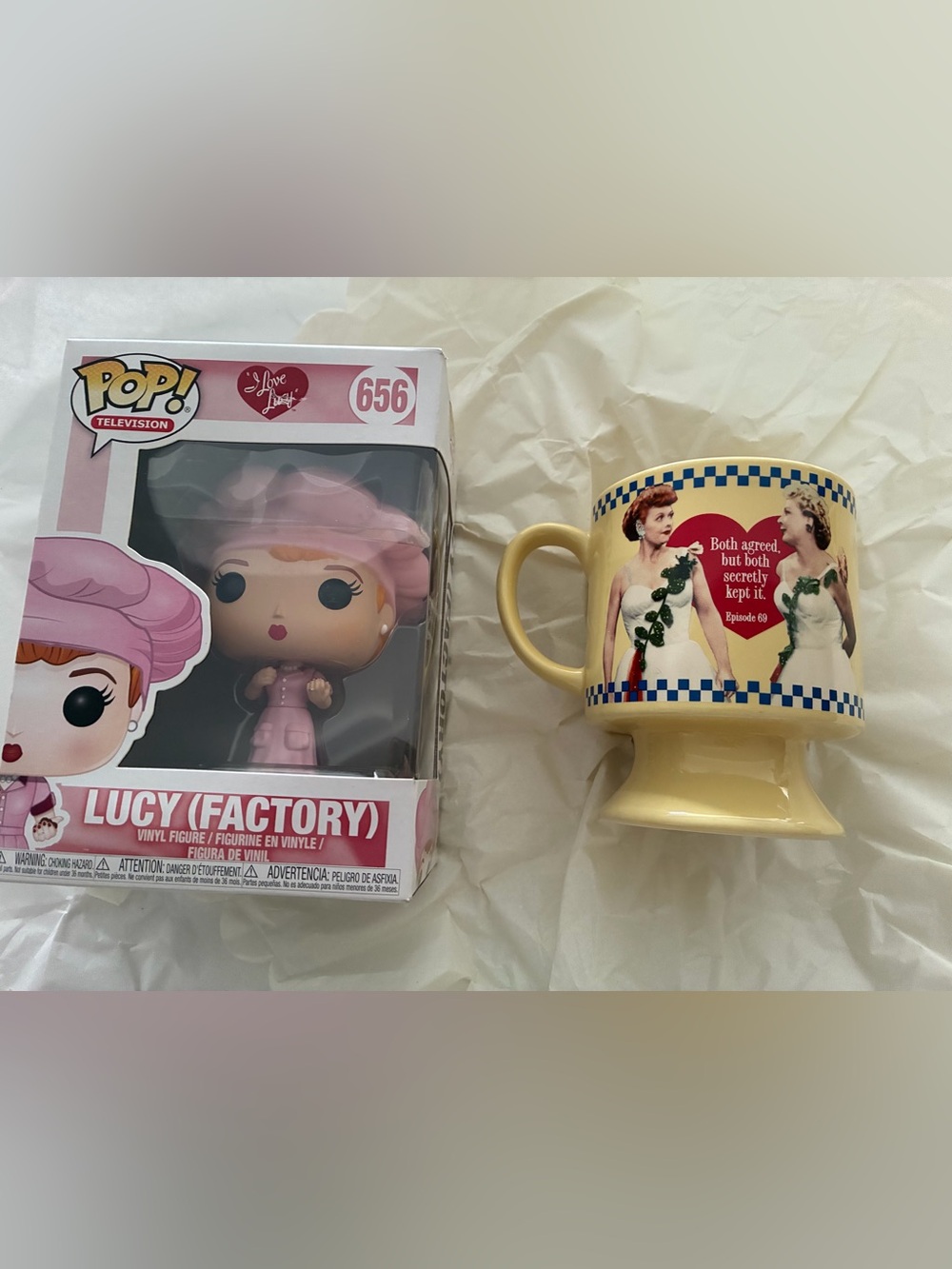I Love Lucy POP! Vinyl Figure & Coffee Mug bundle
